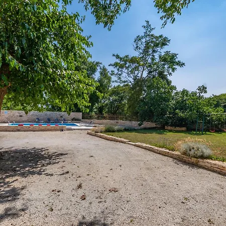 Anton, A Luxurious Rustic In A Peaceful Setting * Pifari