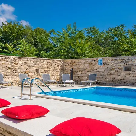 Tatil Evi Anton, A Luxurious Rustic In A Peaceful Setting *