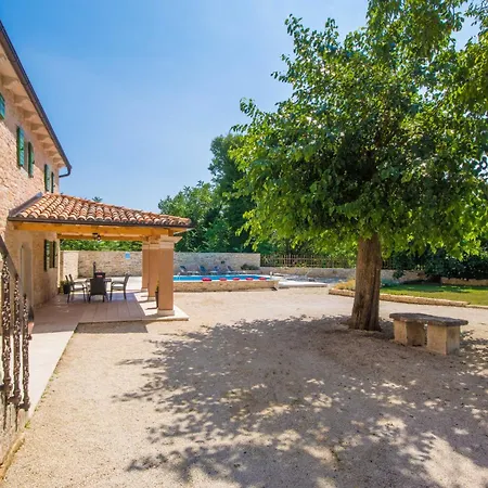 Tatil Evi Anton, A Luxurious Rustic In A Peaceful Setting Pifari