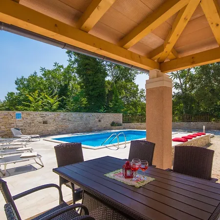 Tatil Evi Anton, A Luxurious Rustic In A Peaceful Setting *