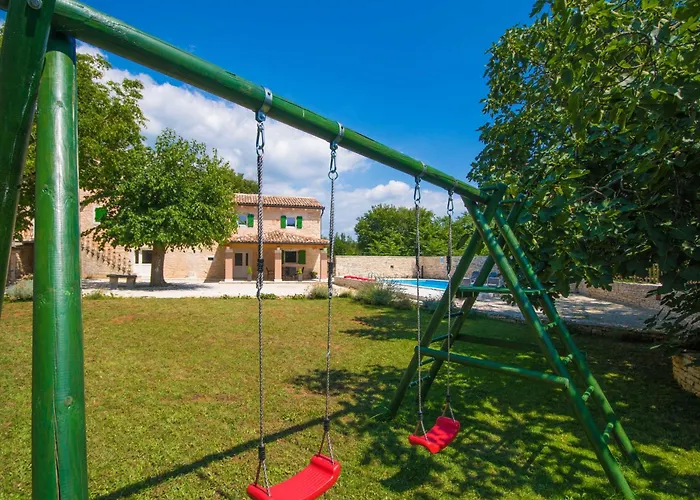 Anton, A Luxurious Rustic In A Peaceful Setting * Pifari